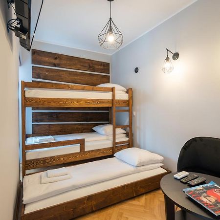 Modern Apartments In Centrum Вадовице Экстерьер фото