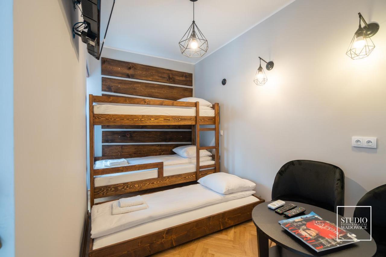 Modern Apartments In Centrum Вадовице Экстерьер фото