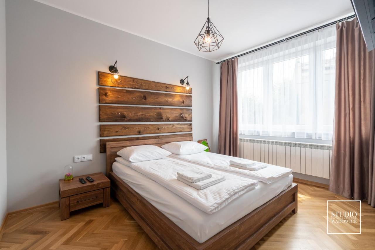 Modern Apartments In Centrum Вадовице Экстерьер фото